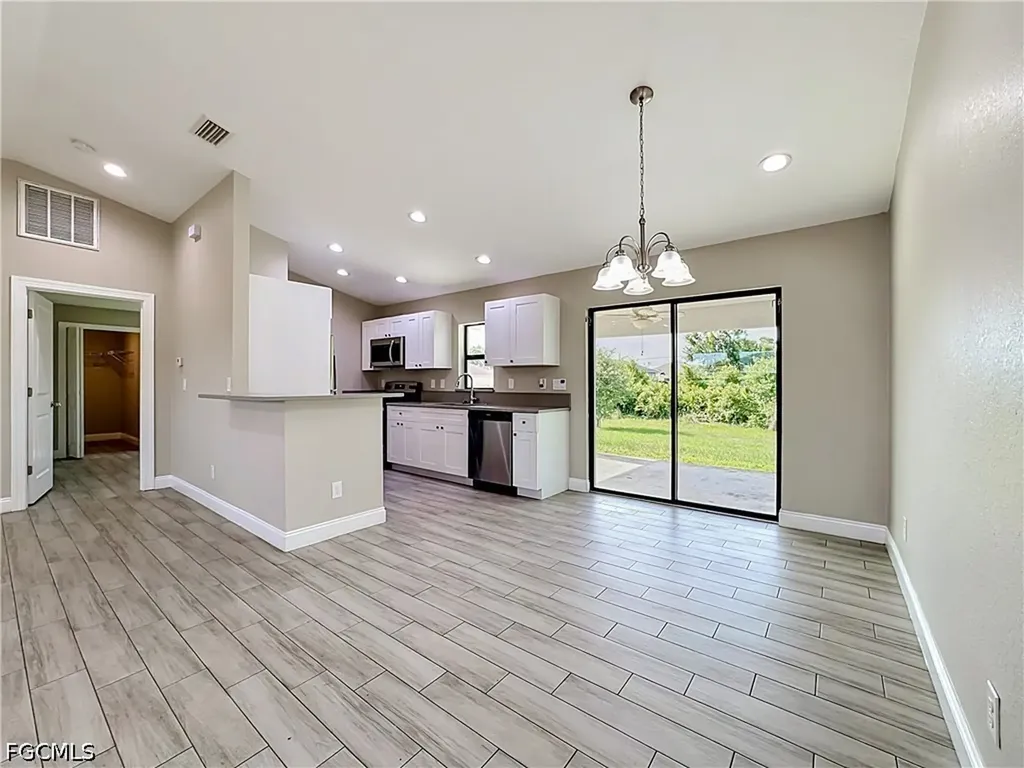 2612 15th Street SW Lehigh Acres FL 33976