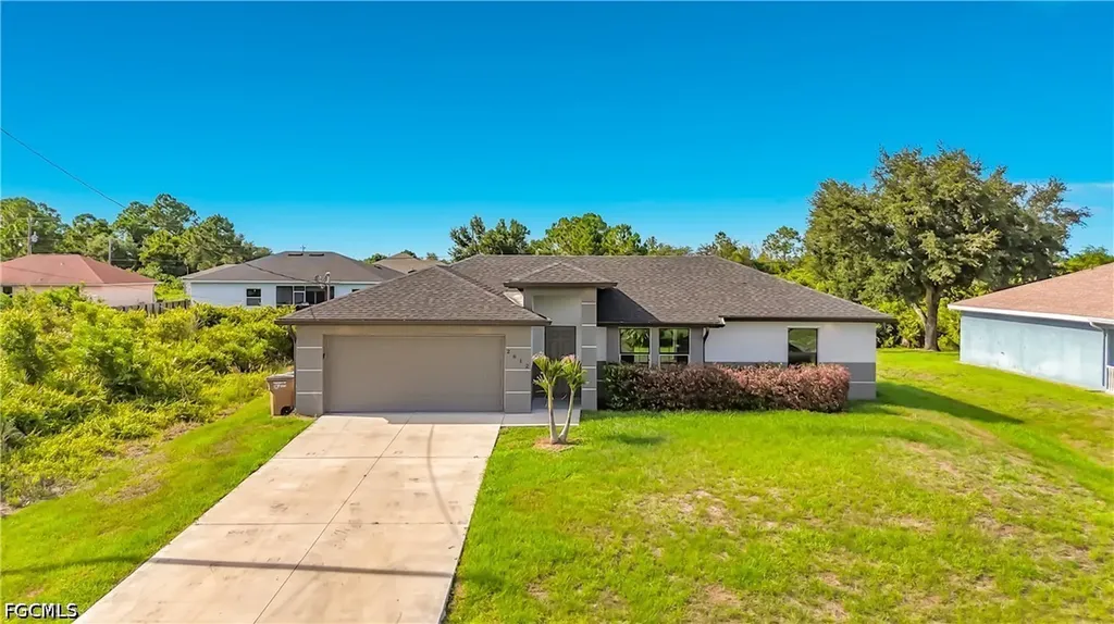 2612 15th Street SW Lehigh Acres FL 33976