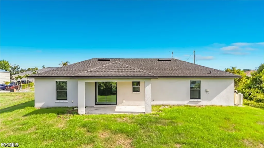 2612 15th Street SW Lehigh Acres FL 33976