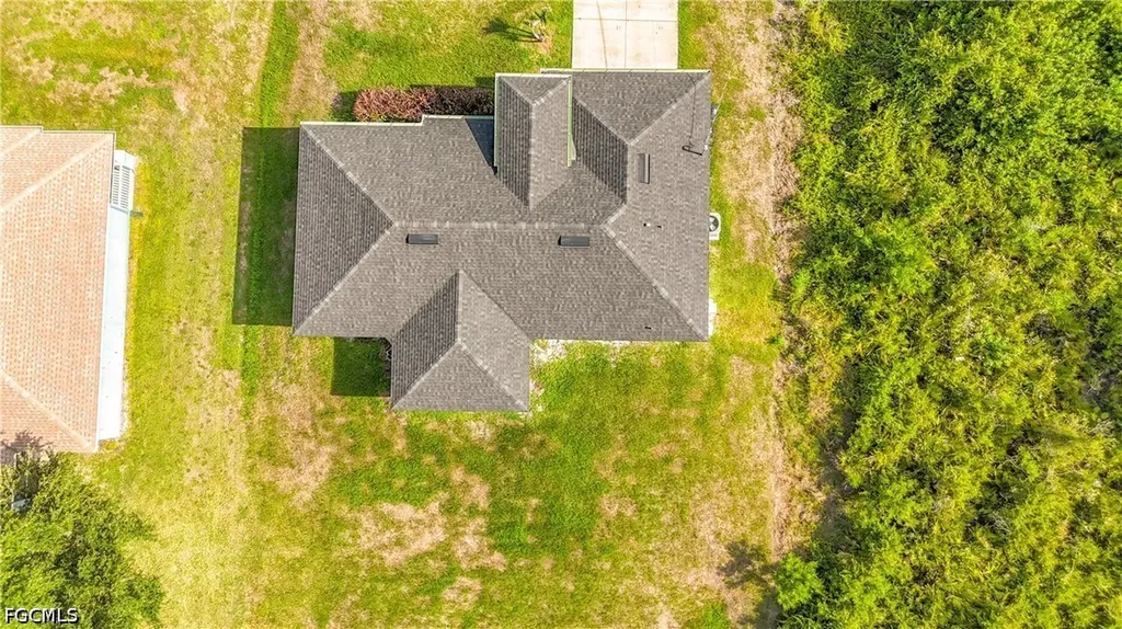 2612 15th Street SW Lehigh Acres FL 33976