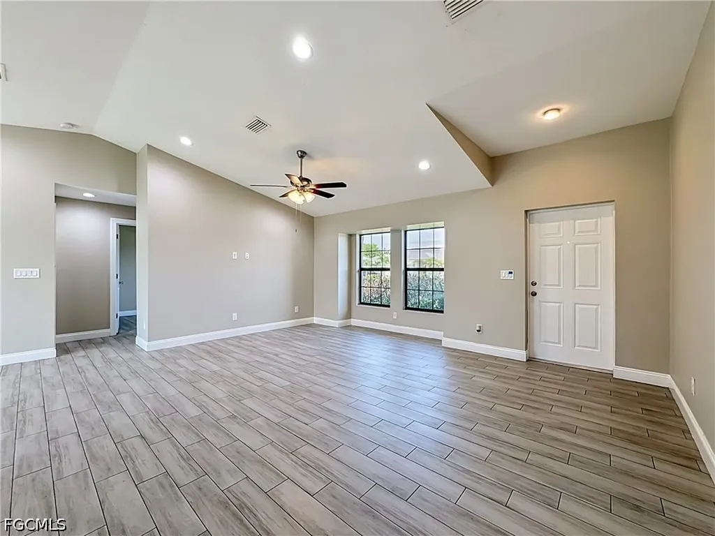 2612 15th Street SW Lehigh Acres FL 33976