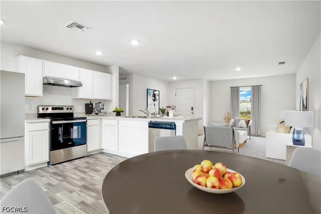 9032 Lamkin Circle Labelle FL 33935