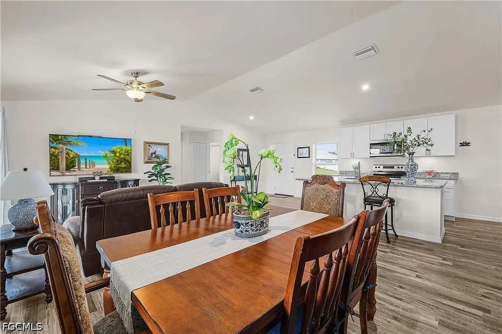 2015 NW 23rd Terrace Cape Coral FL 33993