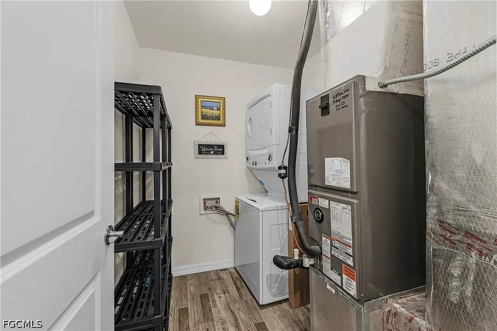 2015 NW 23rd Terrace Cape Coral FL 33993