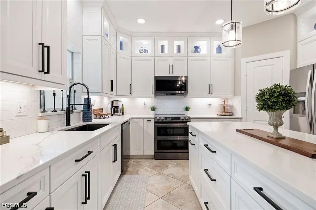 8724 Banyan Bay Boulevard Fort Myers FL 33908