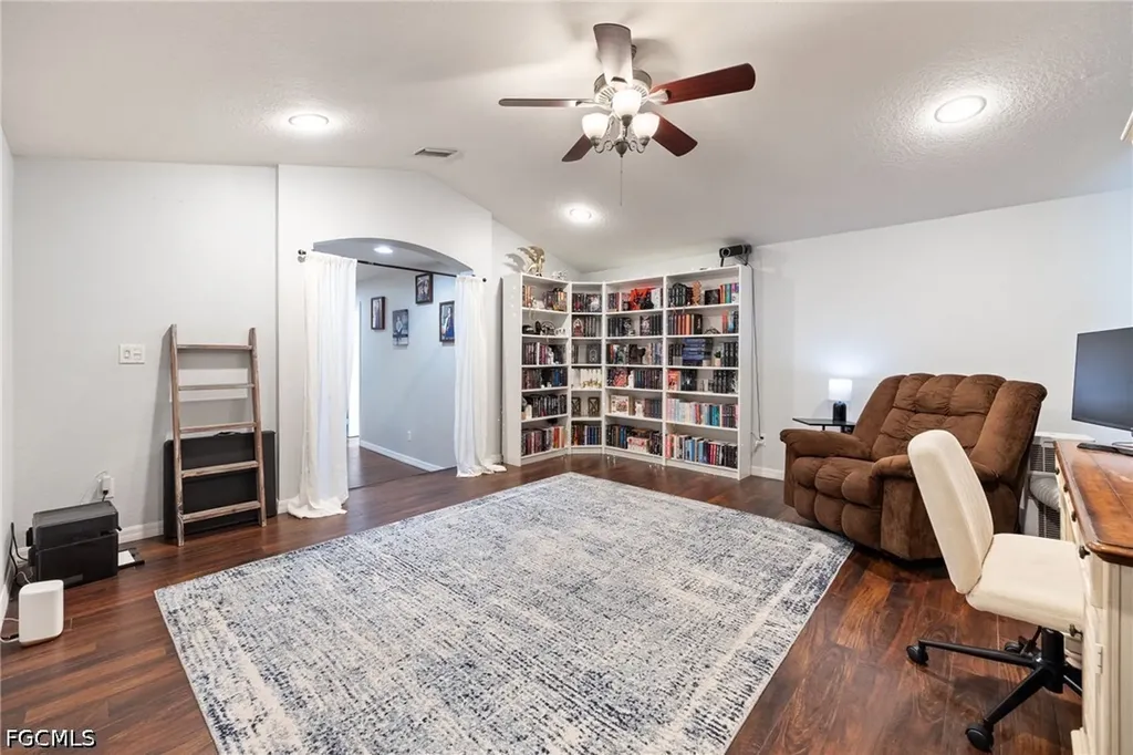 8724 Banyan Bay Boulevard Fort Myers FL 33908