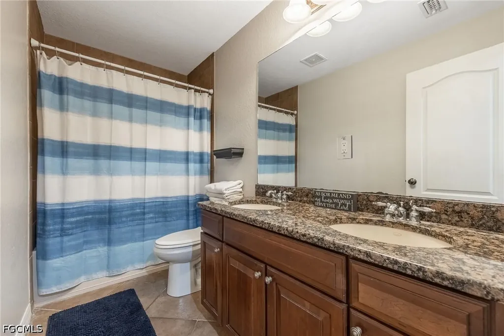 8724 Banyan Bay Boulevard Fort Myers FL 33908