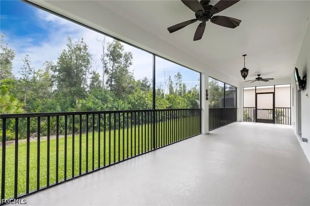 8724 Banyan Bay Boulevard Fort Myers FL 33908