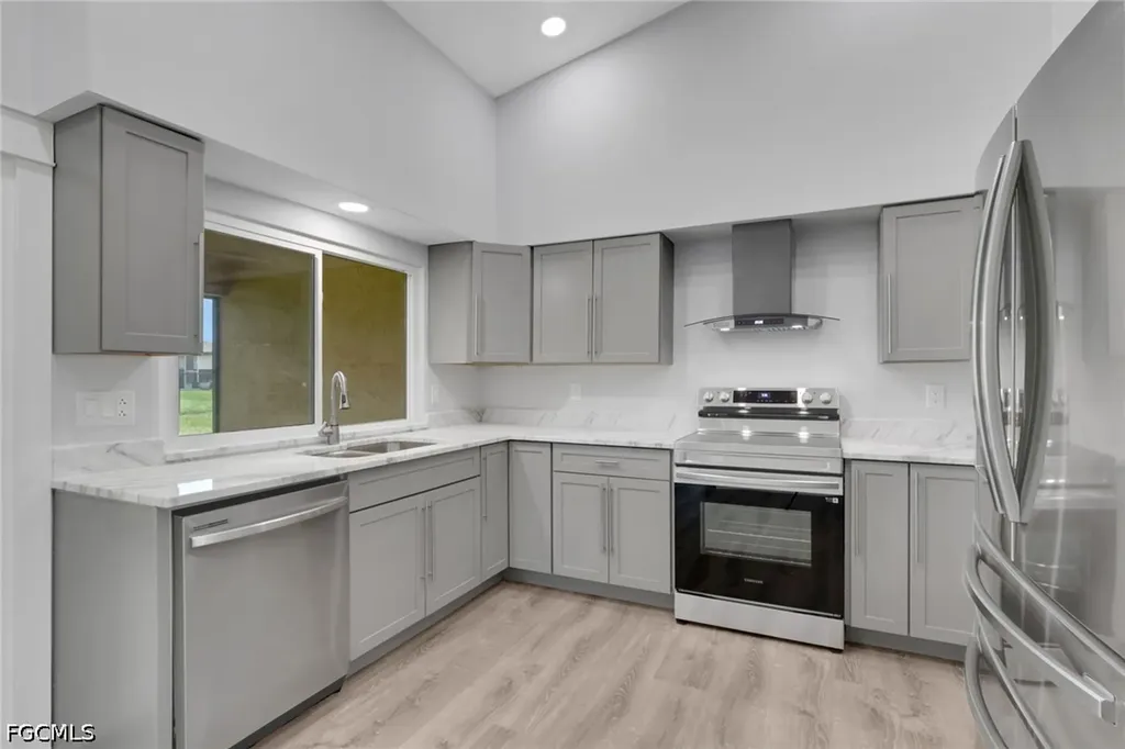 22/ 24 NW 15th Place Cape Coral FL 33993