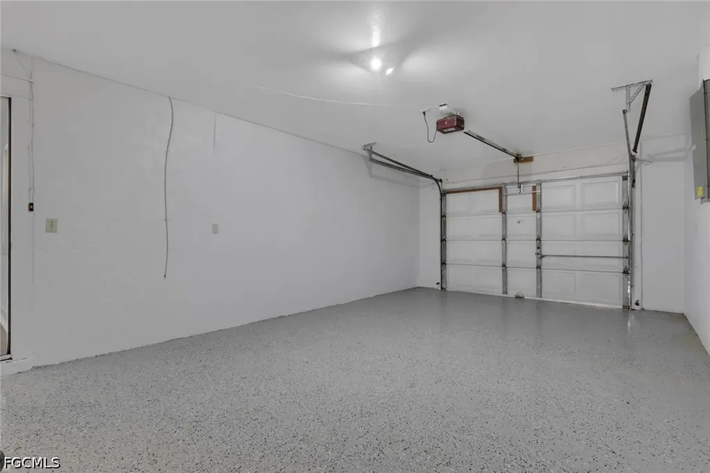 22/ 24 NW 15th Place Cape Coral FL 33993