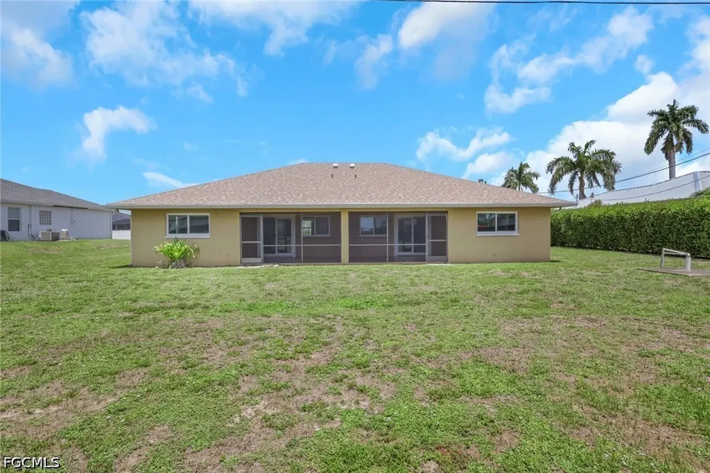 22/ 24 NW 15th Place Cape Coral FL 33993