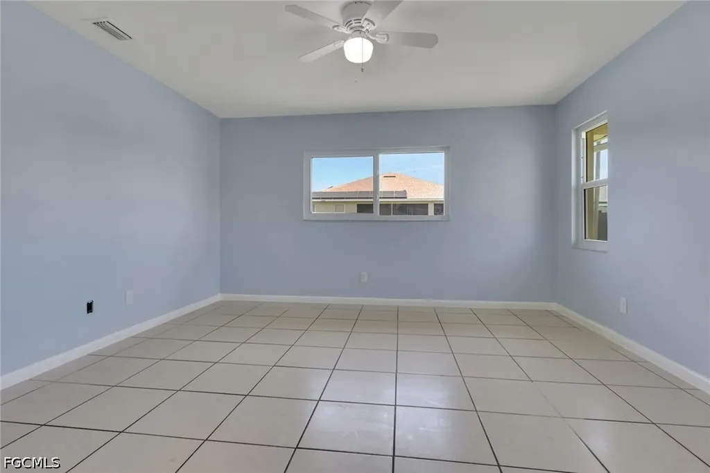 22/ 24 NW 15th Place Cape Coral FL 33993