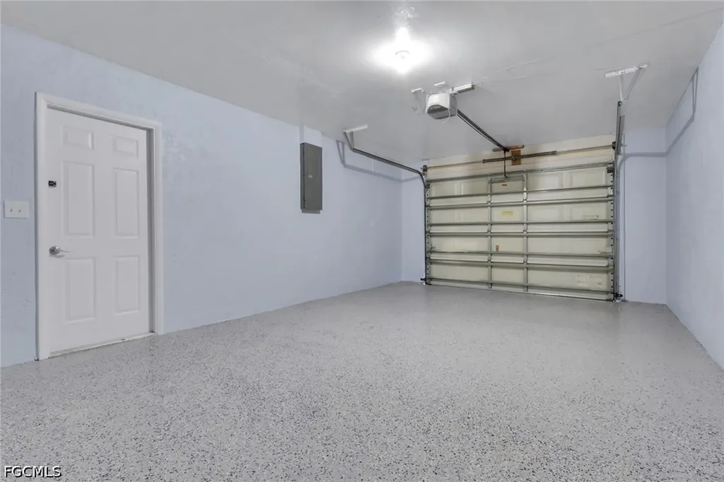 22/ 24 NW 15th Place Cape Coral FL 33993