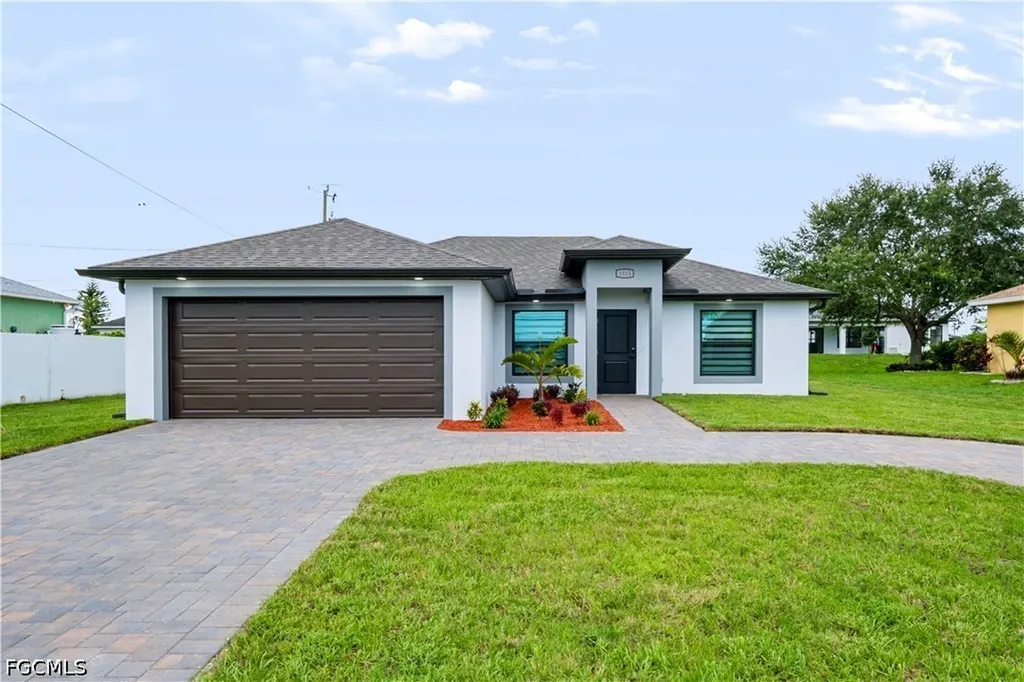 1513 NE 13th Avenue Cape Coral FL 33909