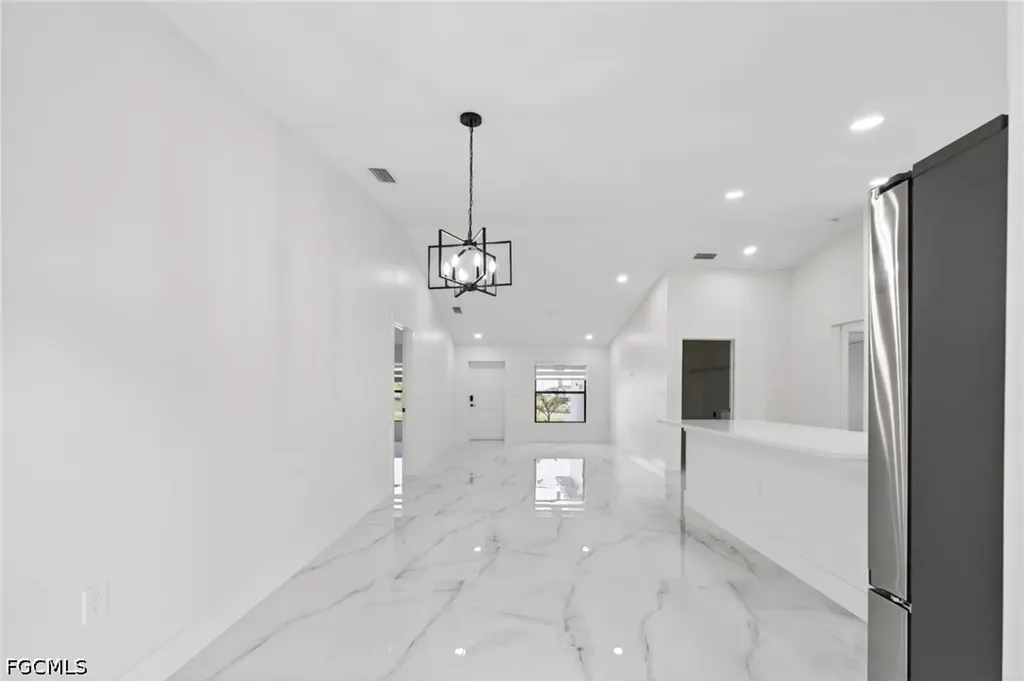 1513 NE 13th Avenue Cape Coral FL 33909