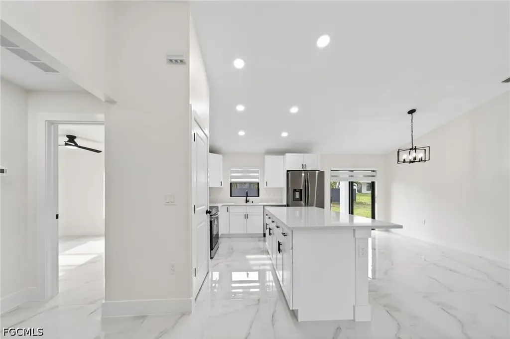 1513 NE 13th Avenue Cape Coral FL 33909