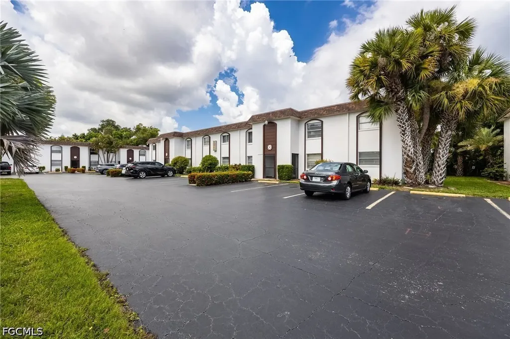 2828 Jackson Street Fort Myers FL 33901