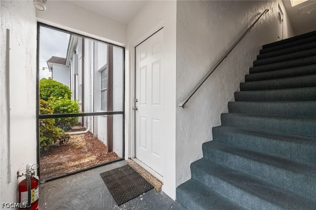 2828 Jackson Street Fort Myers FL 33901