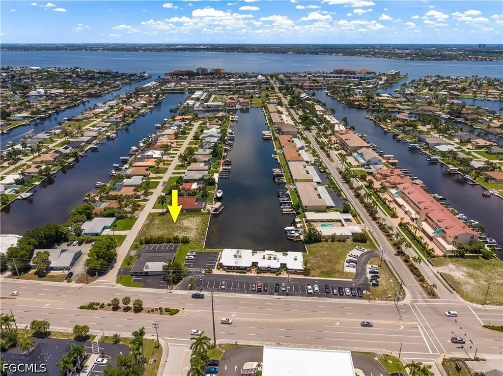 1612 SE 41st Street Cape Coral FL 33904