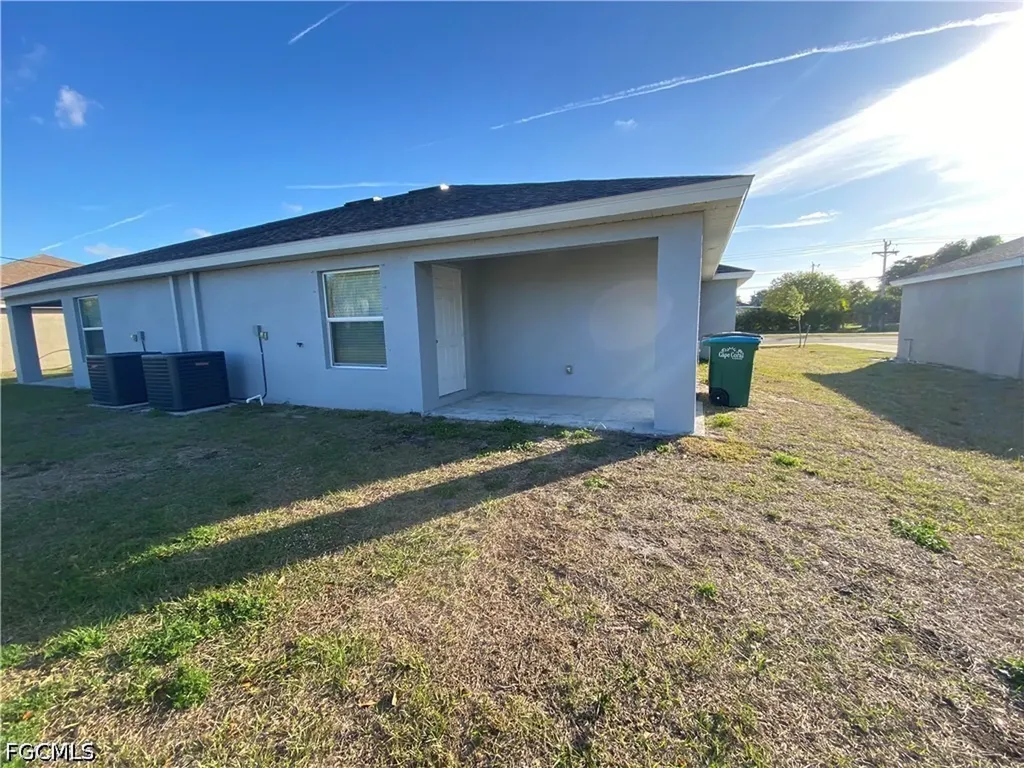 604 Skyline Boulevard Cape Coral FL 33991