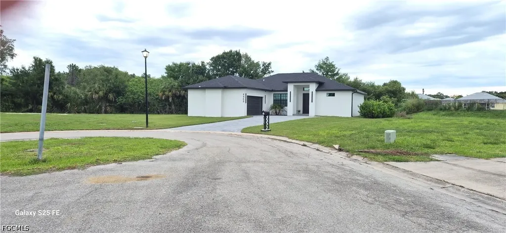 4862 Archie Lane Fort Myers FL 33905