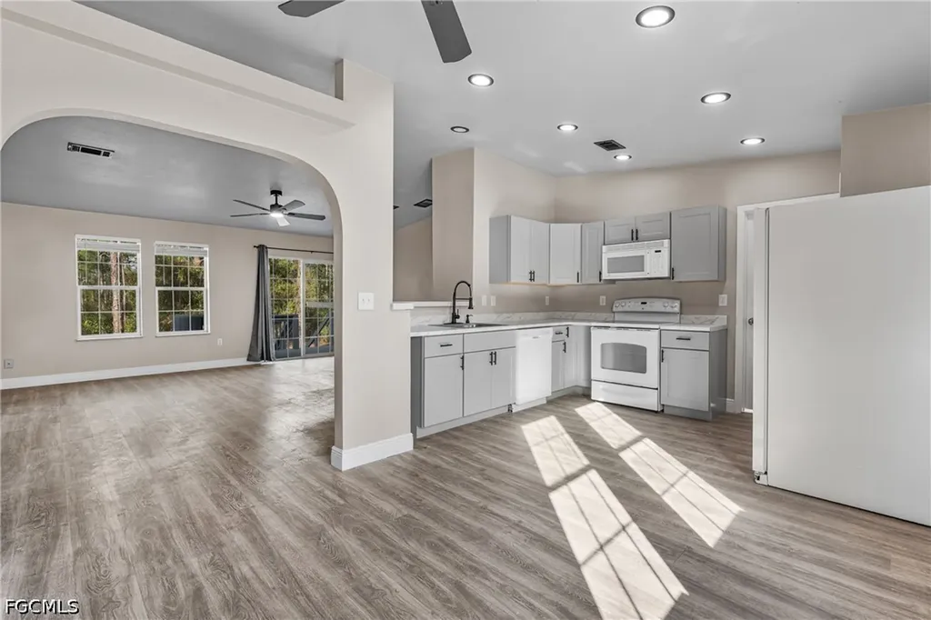 1505 E 15th Street Lehigh Acres FL 33972