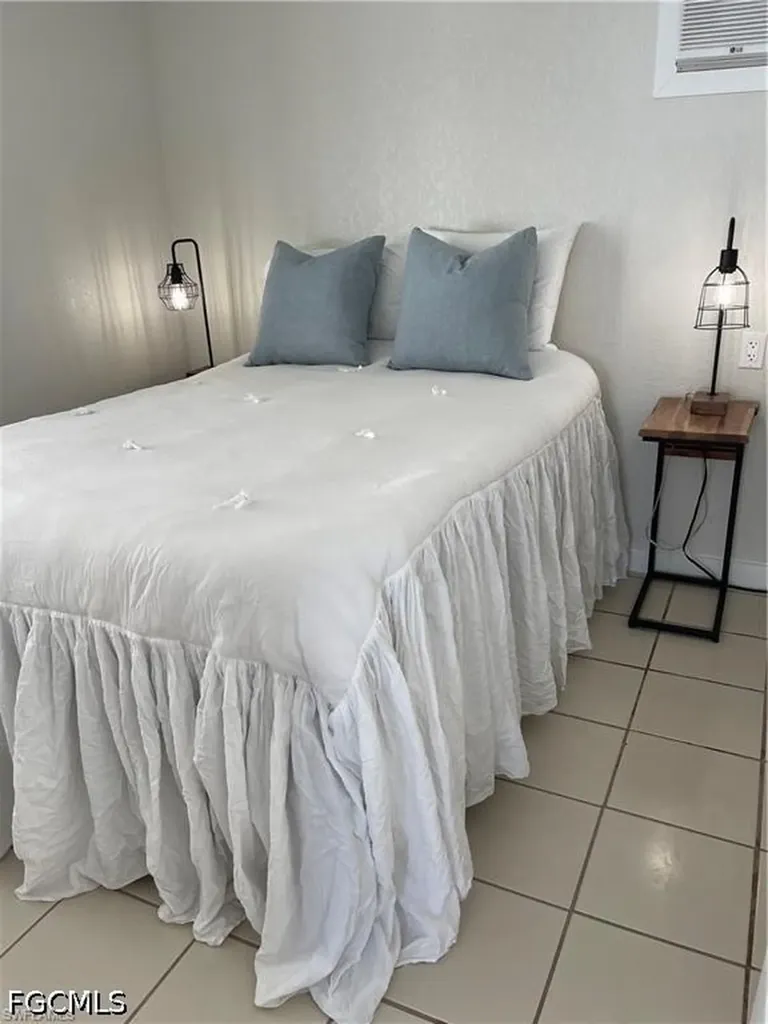 5753 Pink Panther Drive Fort Myers FL 33908