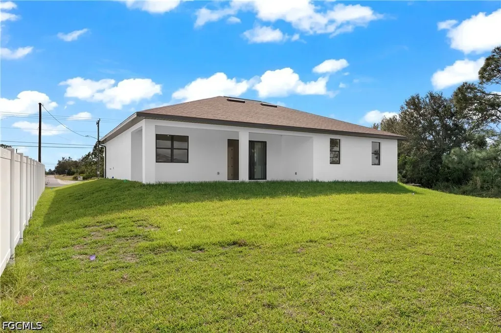 4100 8th Street SW Lehigh Acres FL 33976