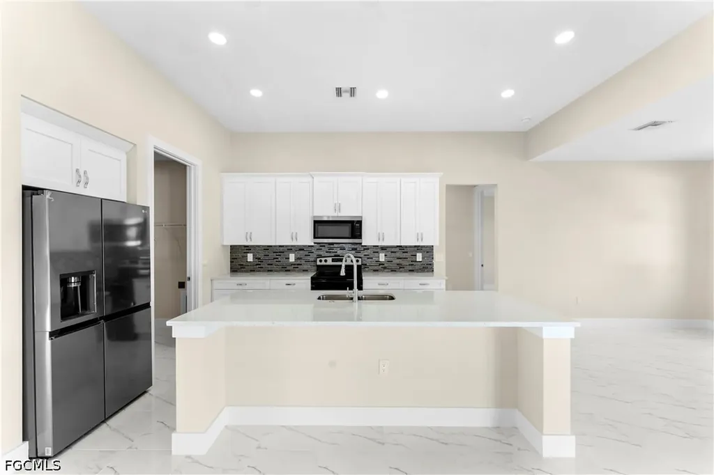 4100 8th Street SW Lehigh Acres FL 33976
