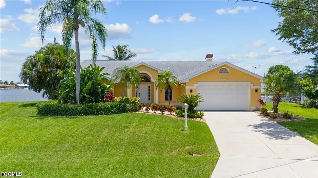 Cape Coral FL, 102 SW 9th Street