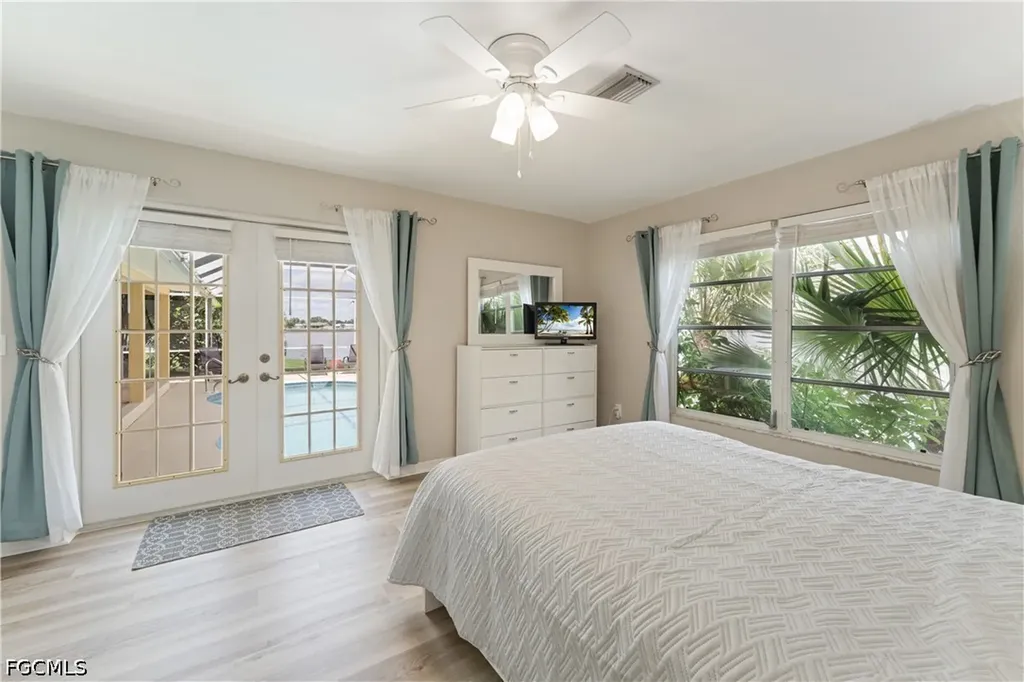 102 SW 9th Street Cape Coral FL 33991