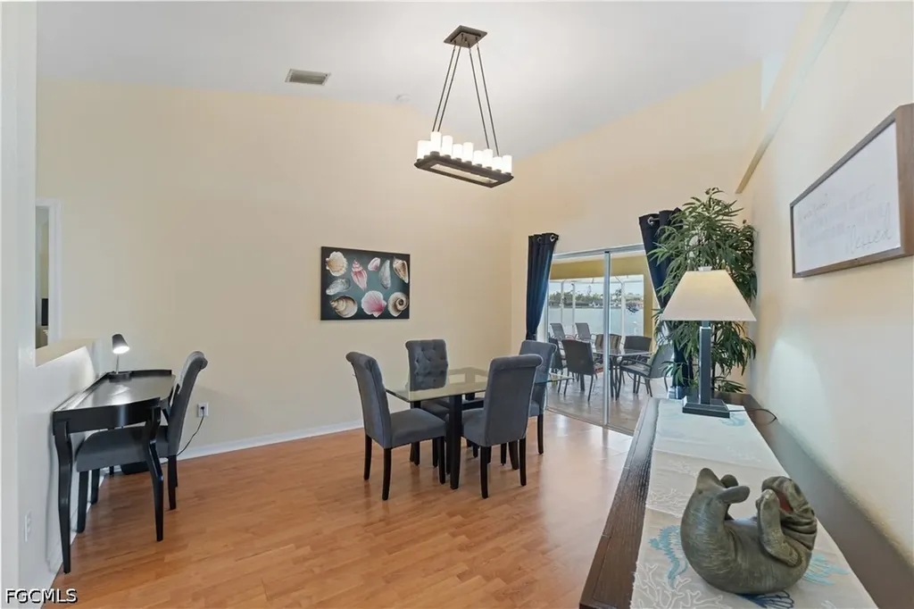 102 SW 9th Street Cape Coral FL 33991