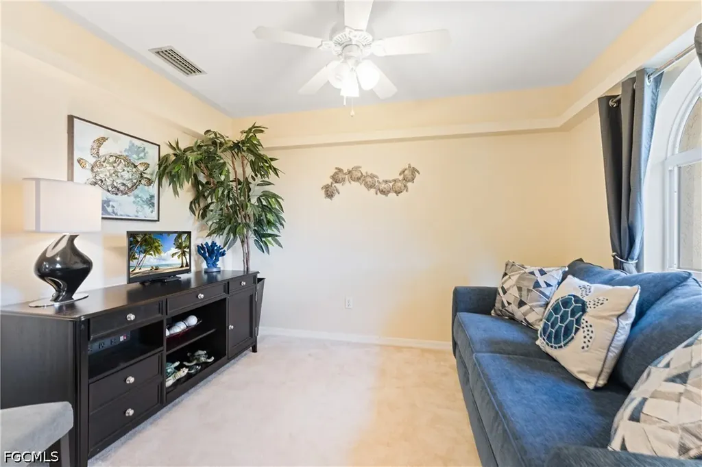 102 SW 9th Street Cape Coral FL 33991