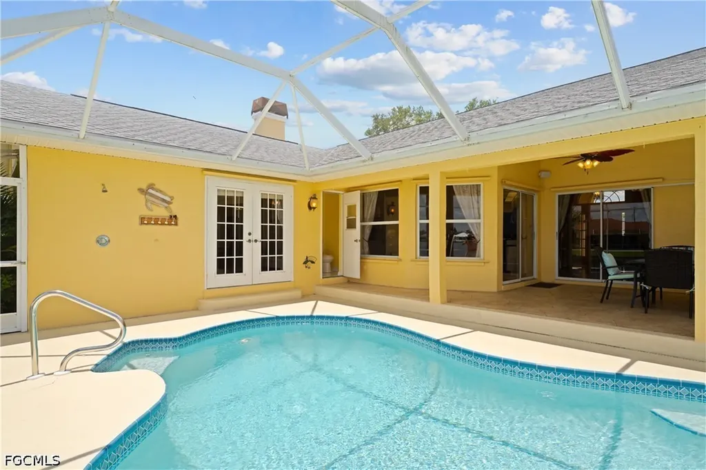 102 SW 9th Street Cape Coral FL 33991