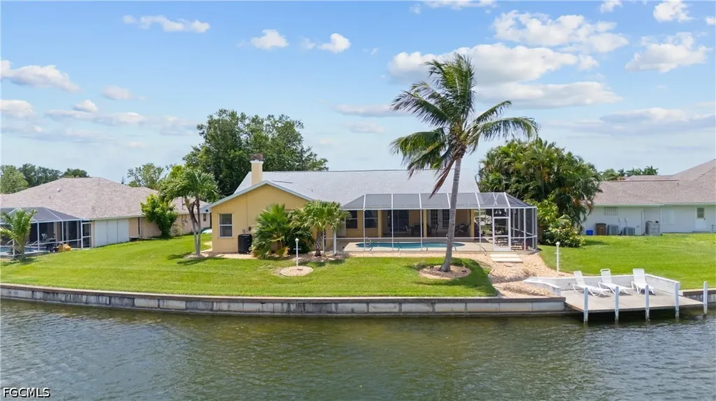 102 SW 9th Street Cape Coral FL 33991