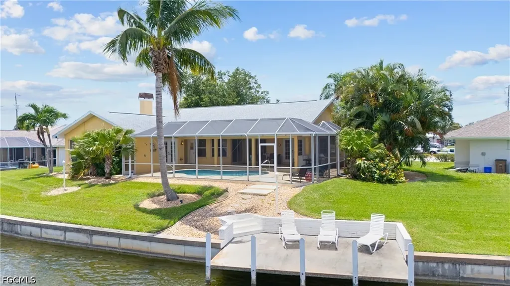 102 SW 9th Street Cape Coral FL 33991