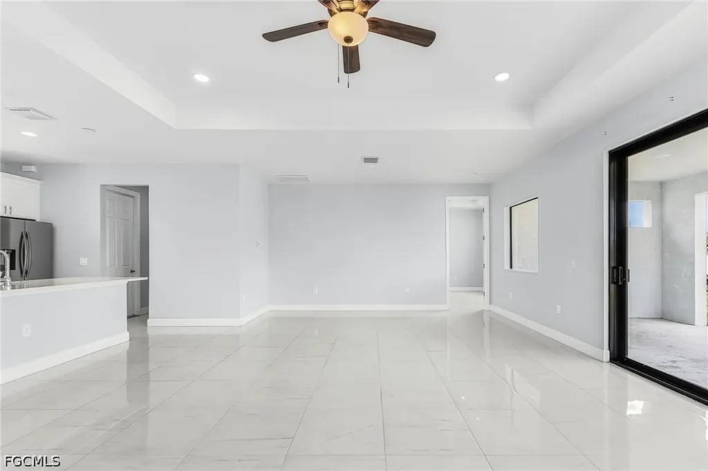 2716 Diplomat Parkway W Cape Coral FL 33993