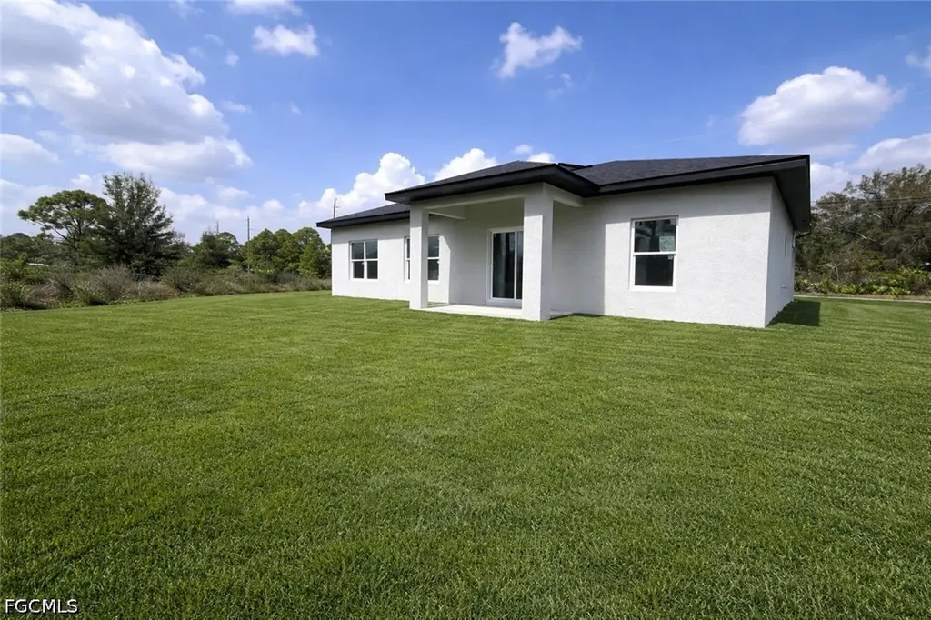 4001 22nd Street SW Lehigh Acres FL 33976