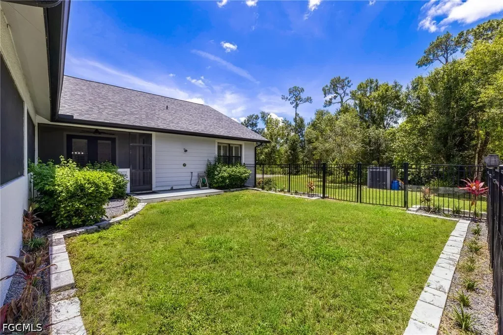 12200 Caisson Lane Fort Myers FL 33912