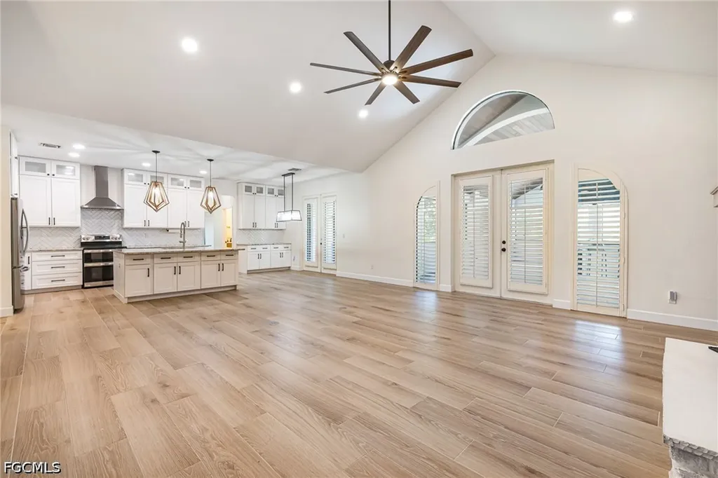 12200 Caisson Lane Fort Myers FL 33912
