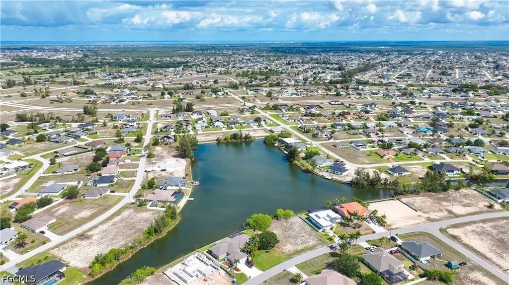 1313 NW 20th Court Cape Coral FL 33993