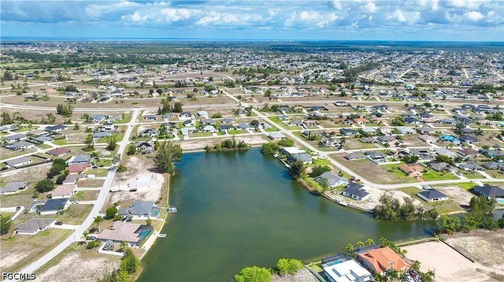 1313 NW 20th Court Cape Coral FL 33993