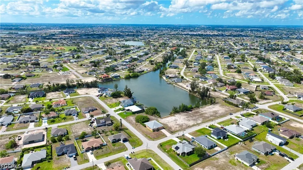1313 NW 20th Court Cape Coral FL 33993