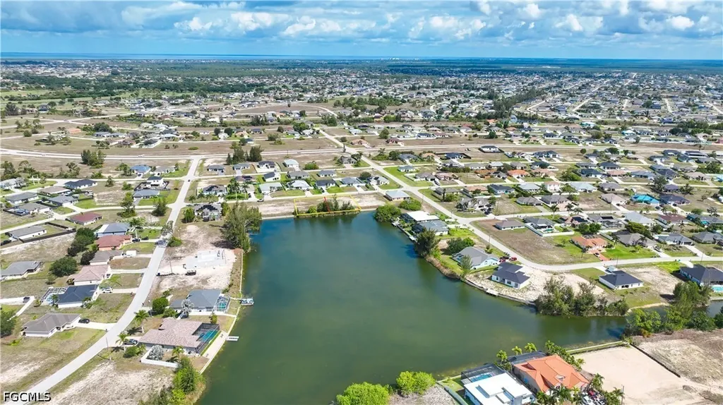 1313 NW 20th Court Cape Coral FL 33993