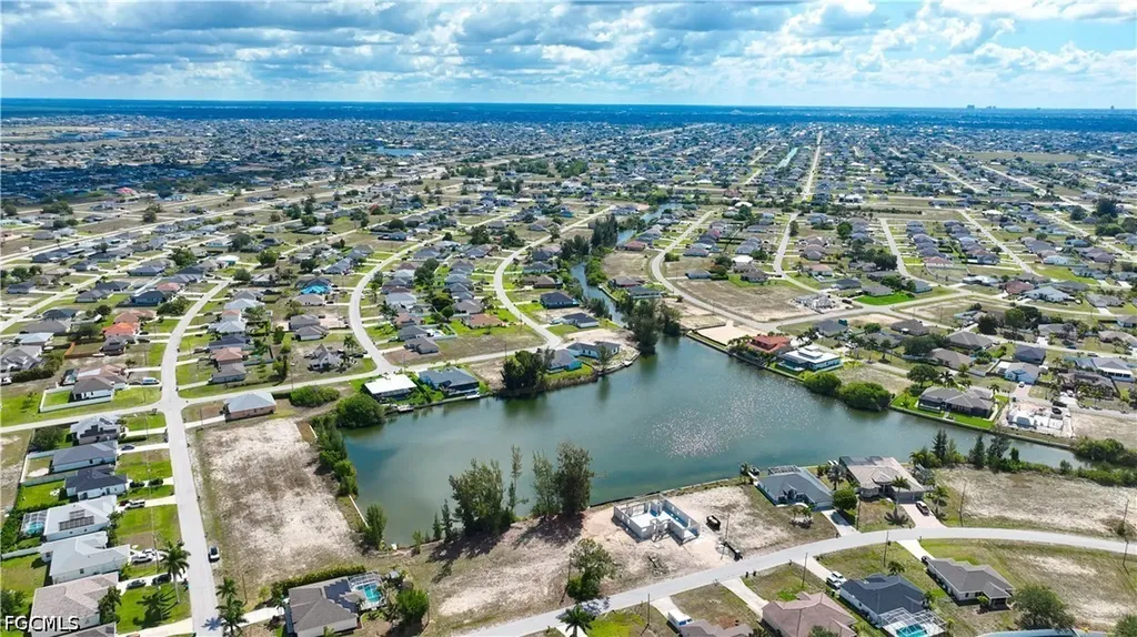 1313 NW 20th Court Cape Coral FL 33993