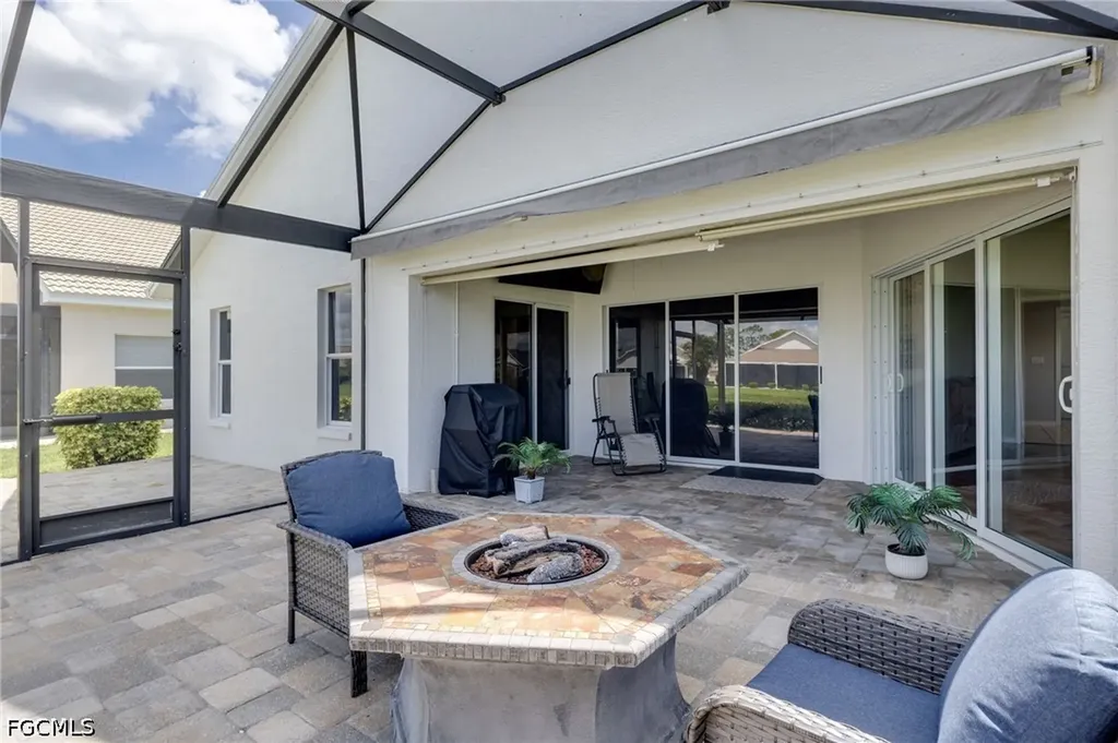 17551 Coconut Palm Court North Fort Myers FL 33917
