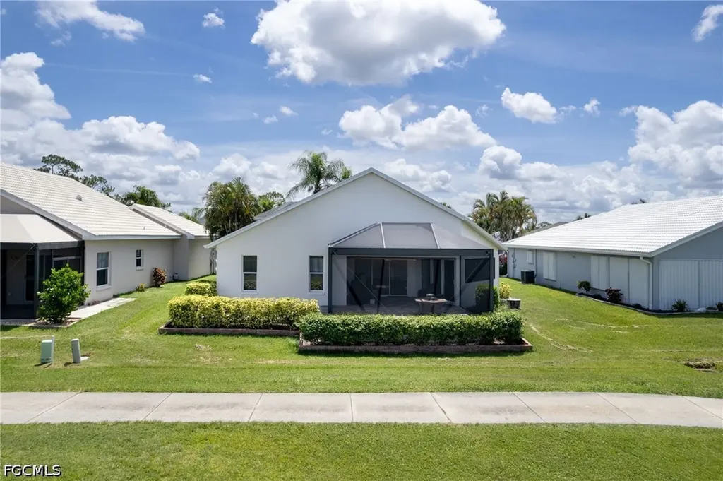 17551 Coconut Palm Court North Fort Myers FL 33917