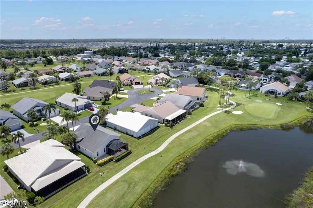 17551 Coconut Palm Court North Fort Myers FL 33917