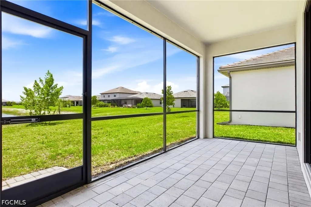 11091 Canopy Loop Fort Myers FL 33913