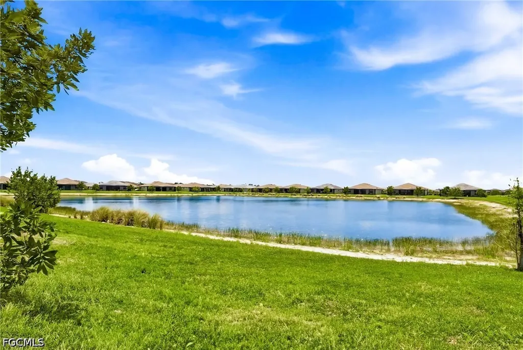 11091 Canopy Loop Fort Myers FL 33913